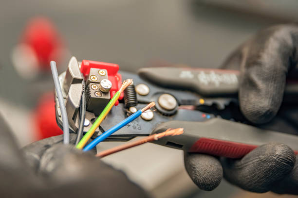 Best Best Electricians Near Me  in Lacy Lakeview, TX