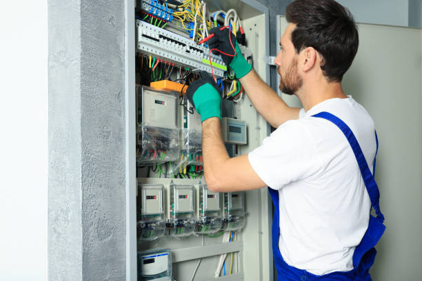 Best Licensed Electrician  in Lacy Lakeview, TX